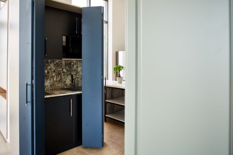 Mobilier la comanda ador mobila bucatarii coresi 2
